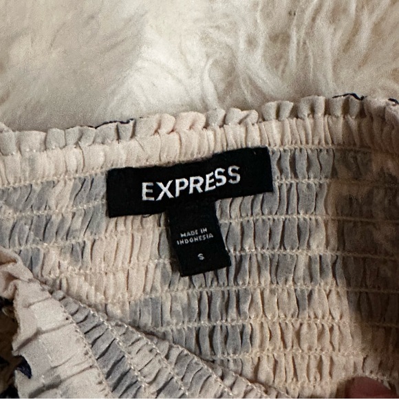 Express Blue Ivory Floral Smocked Off The Shoulder Wrap Cropped Top - Picture 6 of 12